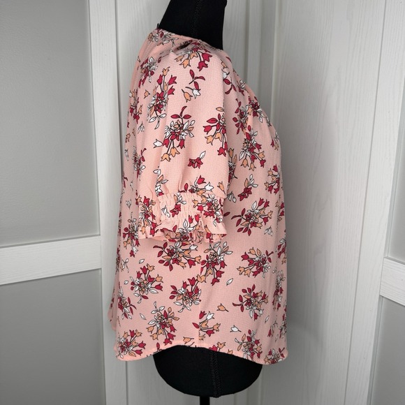 Liz Claiborne Petite M Pink Floral Top Ruffle Sleeve Blouse NWOT‎ - Picture 4 of 7